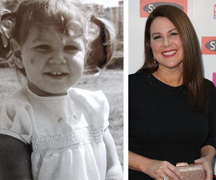 Aussie comedienne, Julia Morris, has shared this adorable throwback to her playground and pigtail days.