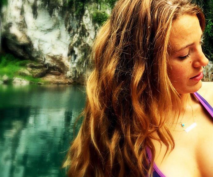 **Blake Lively**
<br><br>
The oh-so-hilarious Blake shared this happy holiday snap with daughter James. "The PERKS of breastfeeding," she captioned.