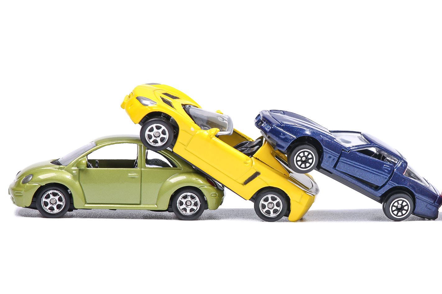Crashed toys. Аварии игрушечных машинок. Toys игрушки car crash. Crash car игрушка. Игрушка синяя машина разбивается.