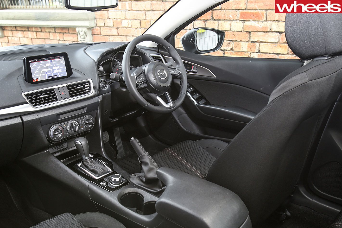 Mazda 3 Maxx Sport 2018 Interior