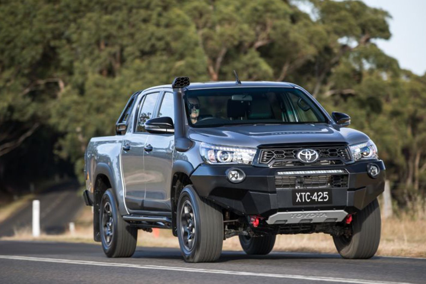 2019 Toyota Hilux Rugged X quick review